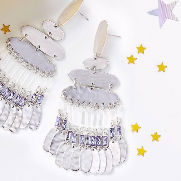 NWT Kendra Scott Oster Silver Statement Dangle Earrings in Lilac Crystal - Picture 9 of 9